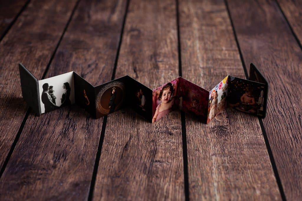 preview of Accordion Mini Books at the studio in northampton