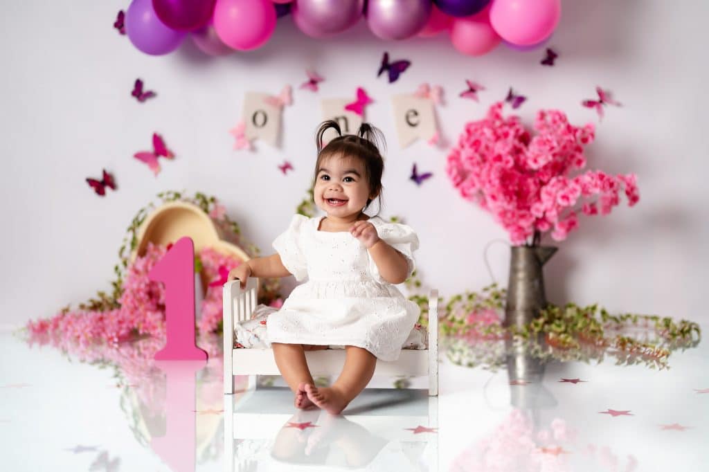 Photography studio Milton Keynes - professional maternity and newborn photo sessions