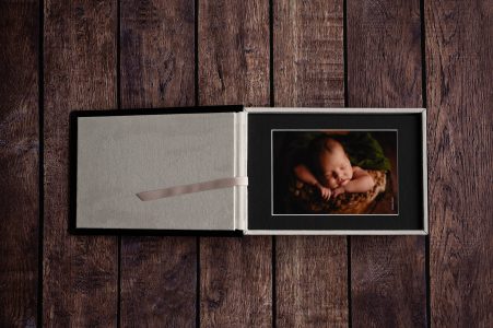 folio box with prints