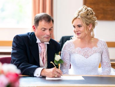 Wedding photographer Vale of Aylesbury professional